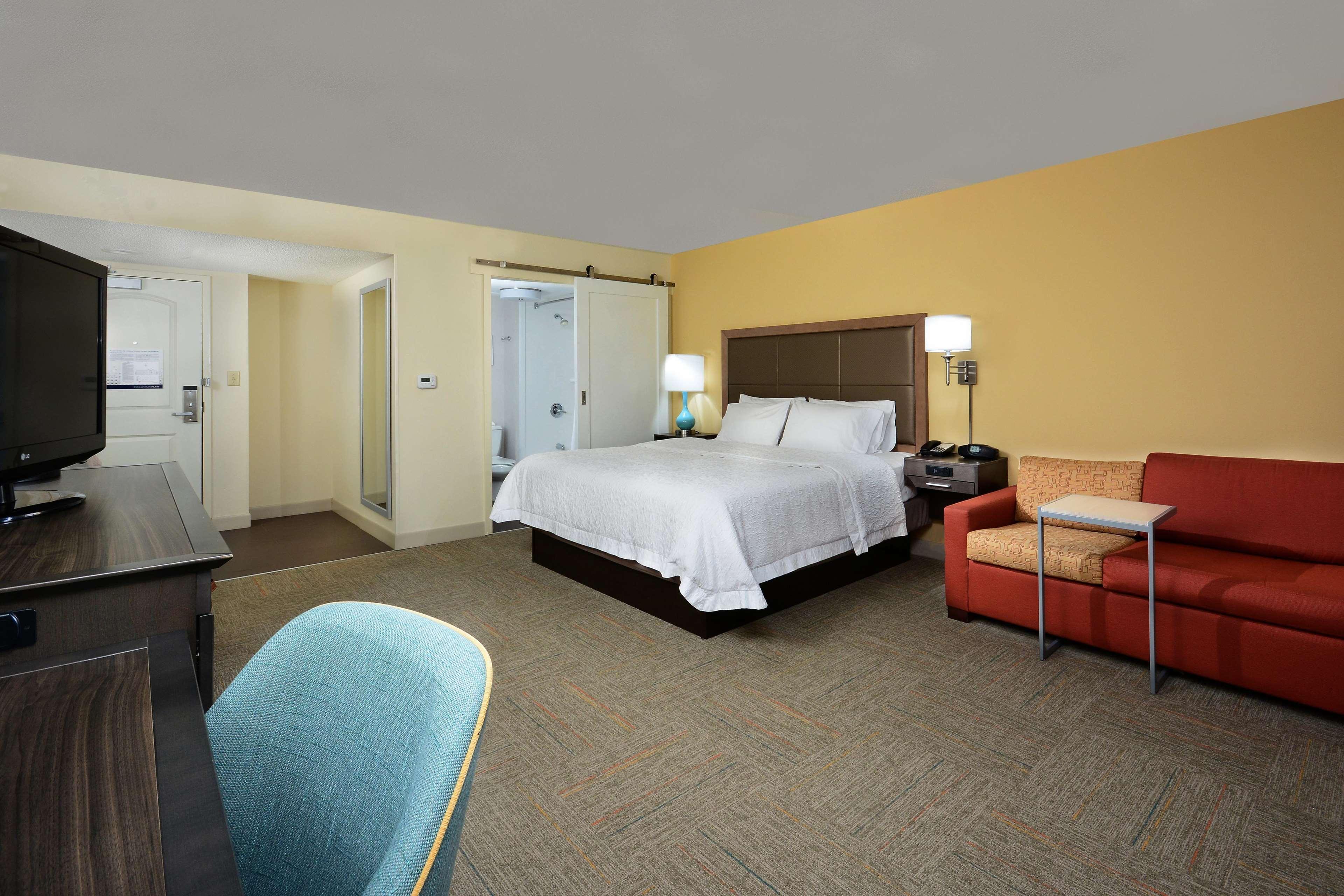 Hampton Inn Charlotte North Lake Norman Cornelius Bagian luar foto