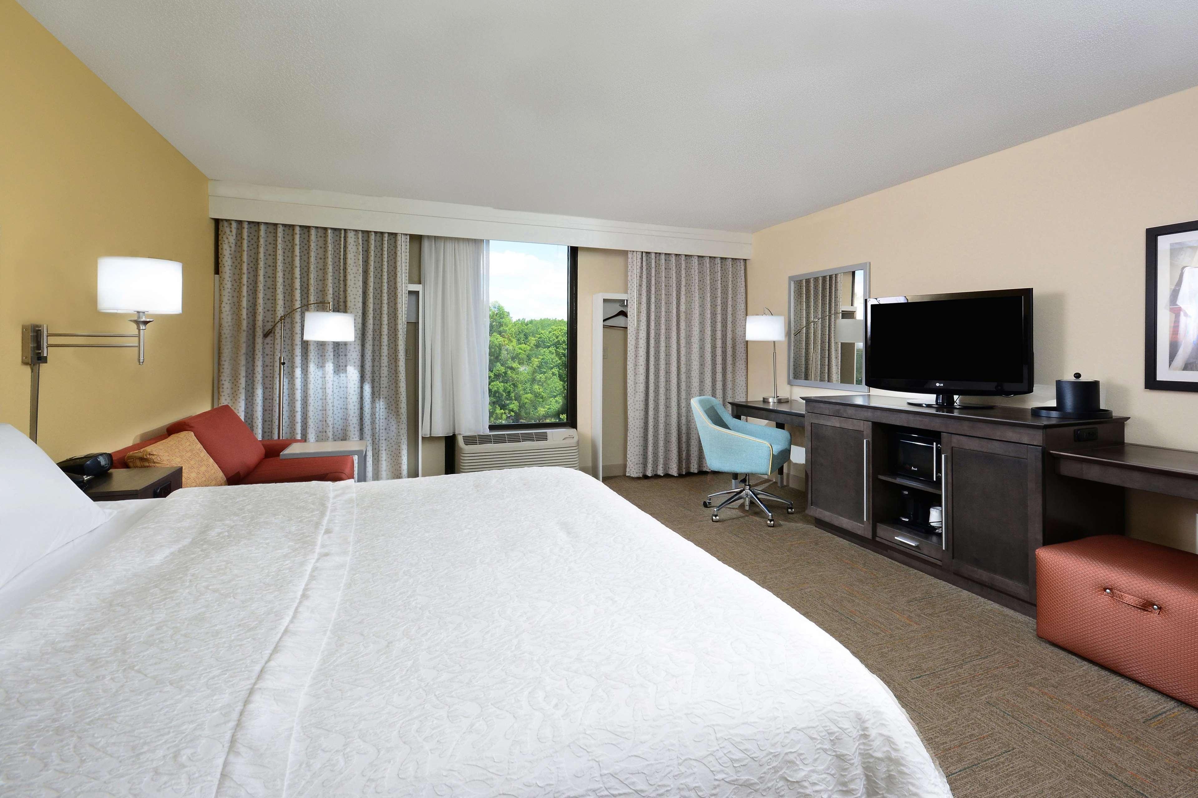 Hampton Inn Charlotte North Lake Norman Cornelius Bagian luar foto