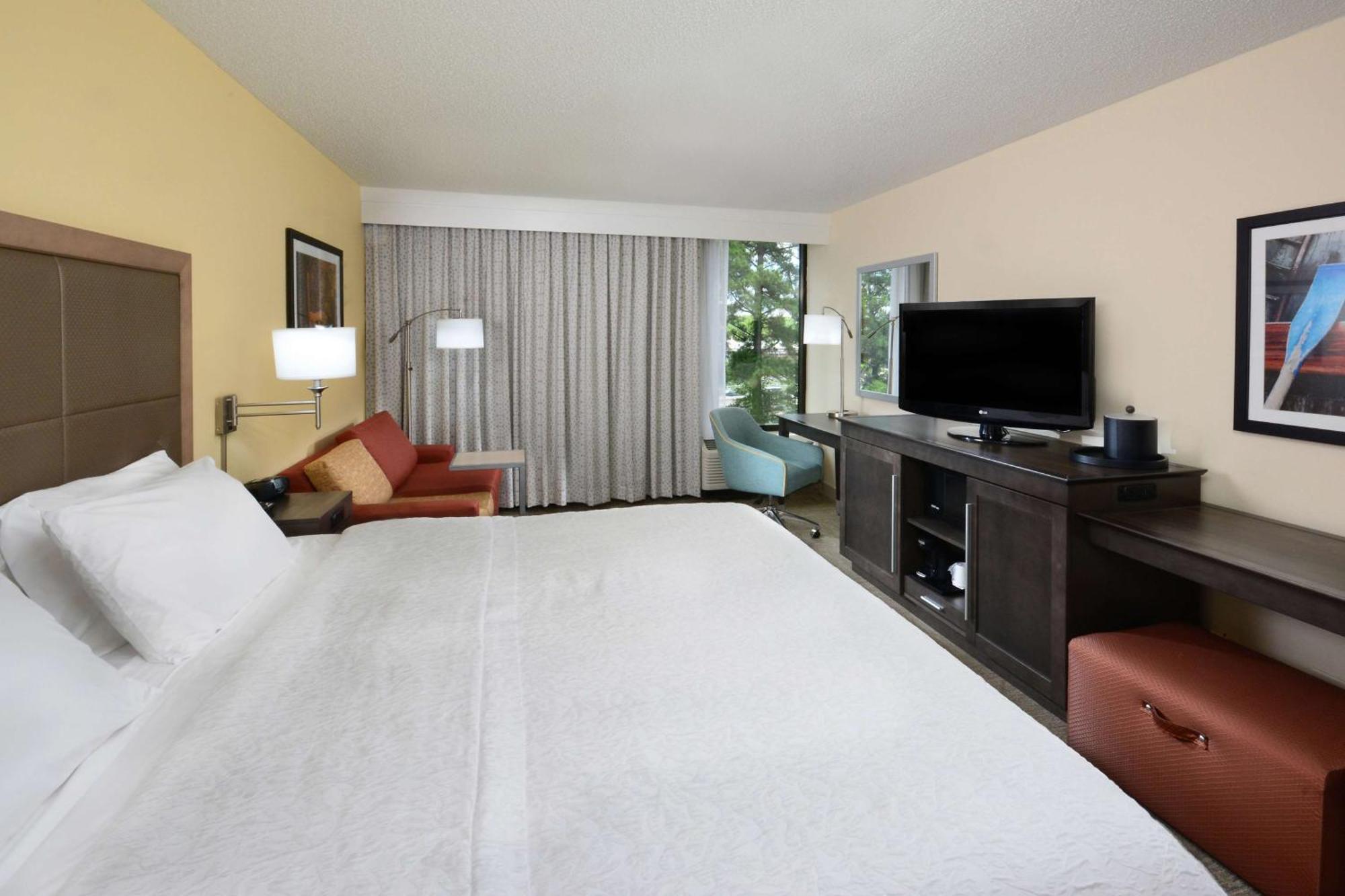 Hampton Inn Charlotte North Lake Norman Cornelius Bagian luar foto